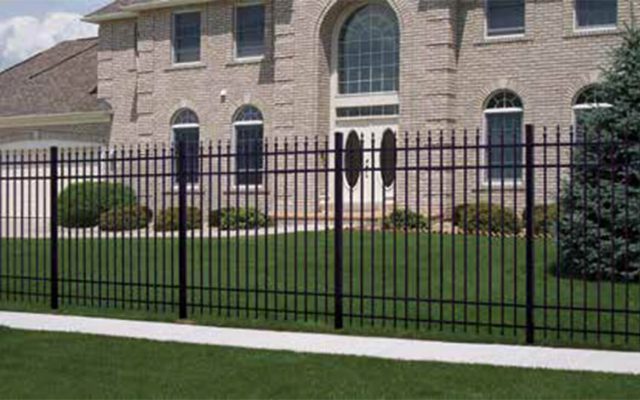 Residential Aluminum Fence | Regis Residential Fencing