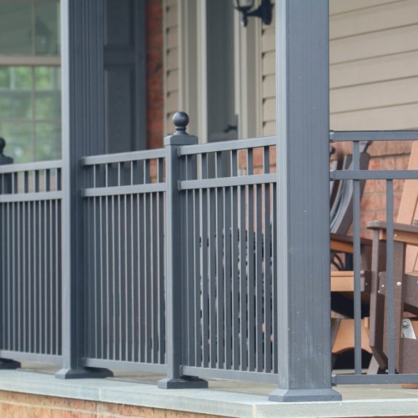 Westbury Riviera Aluminum Railing in Black