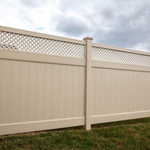 Vinyl Fulton Privacy Fence