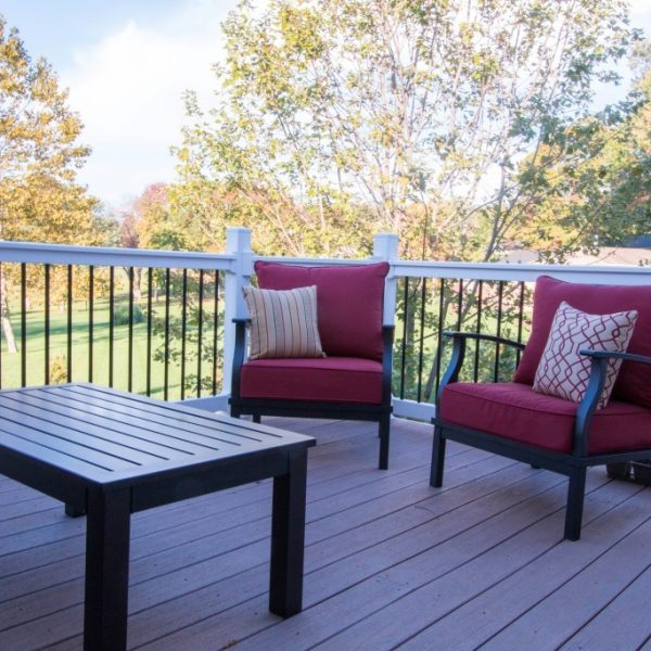 Decking with white vinyl rails and black spokes
