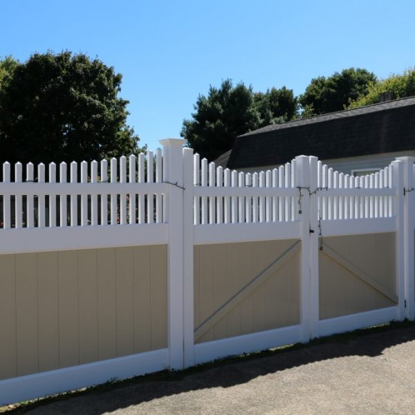 Tan Fulton Privacy Fencing with Franklin Concave Top