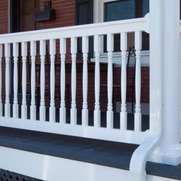 White vinyl deck railings