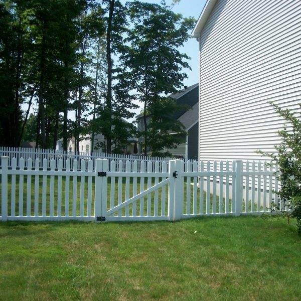 Herkimer Straight Top Fence in White