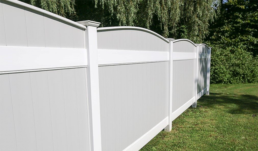 vinyl privacy fence cost