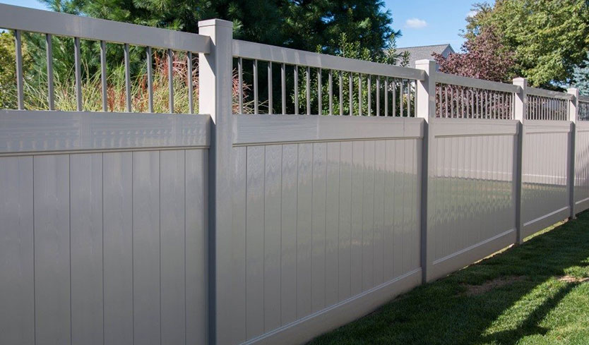 attractive vinyl privacy fence with aluminum top