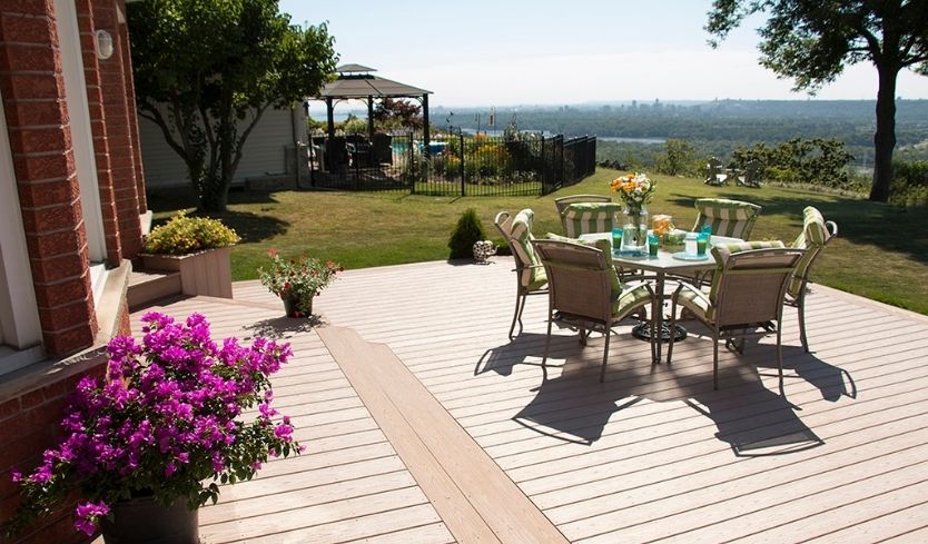 fade-proof composite decking