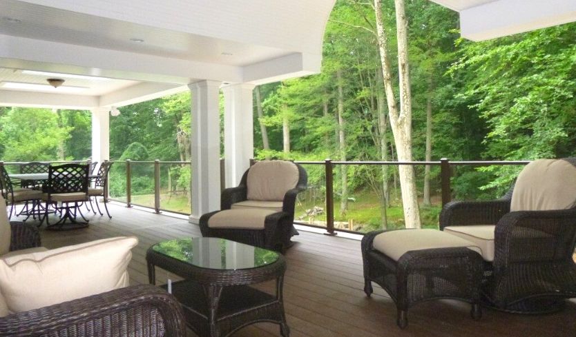 Modern westbury veranda deck railing