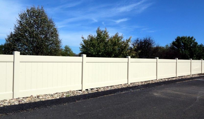 DIY fence installation for vinyl materials