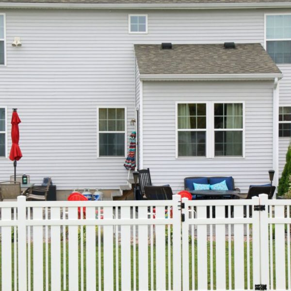 Residential Vinyl Fence