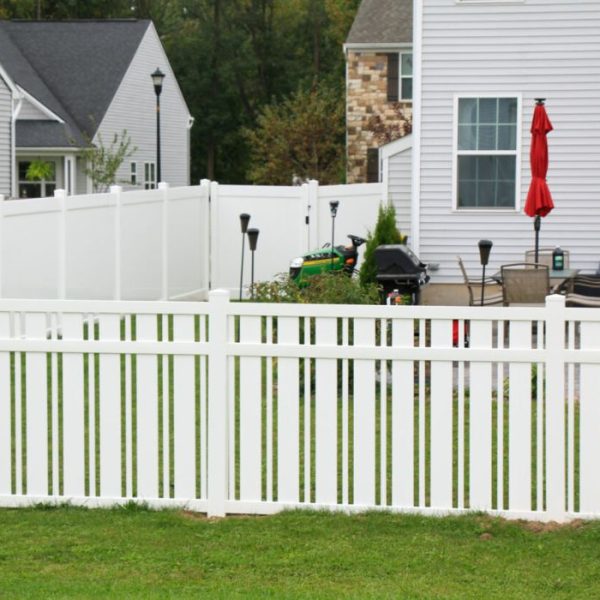 White Vinyl Fence Supplier